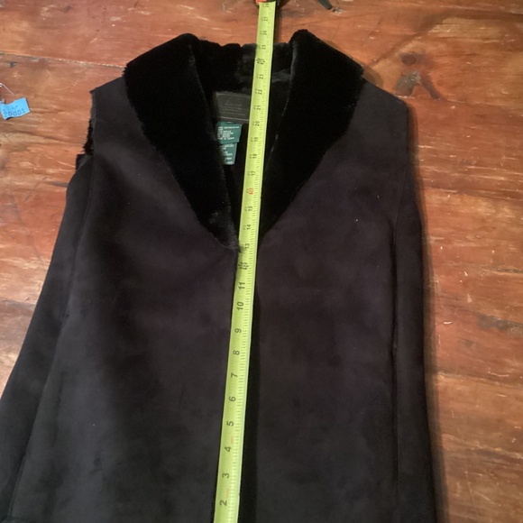 Ralph Lauren faux suede vest with shearling lining - Picture 2 of 4